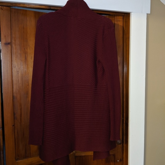 White House Black Market cardigan sweater - Picture 2 of 3